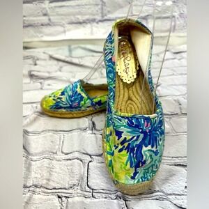 Lilly Pulitzer Espadrille Flats Size 7 Multicolor Floral Canvas Slip-On Shoes